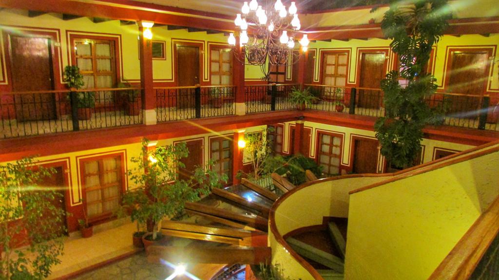 Hotel Real Del Valle Сан-Кристобаль-де-Ла-Касас Экстерьер фото