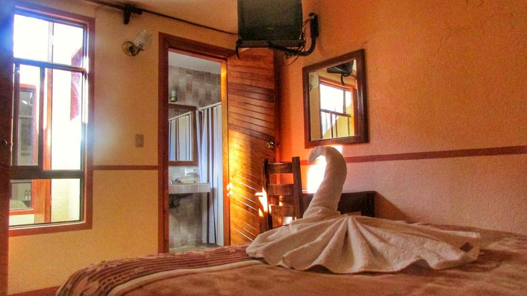 Hotel Real Del Valle Сан-Кристобаль-де-Ла-Касас Экстерьер фото